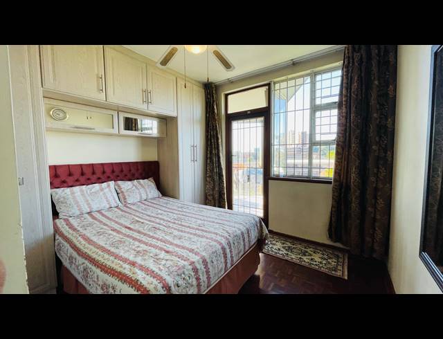 2 BEDROOM APARTMENT FOR SALE IN WESTRIDGE